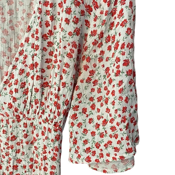 Billabong Red and White Flutter Sleeve Midi Dress - Picture 5 of 10